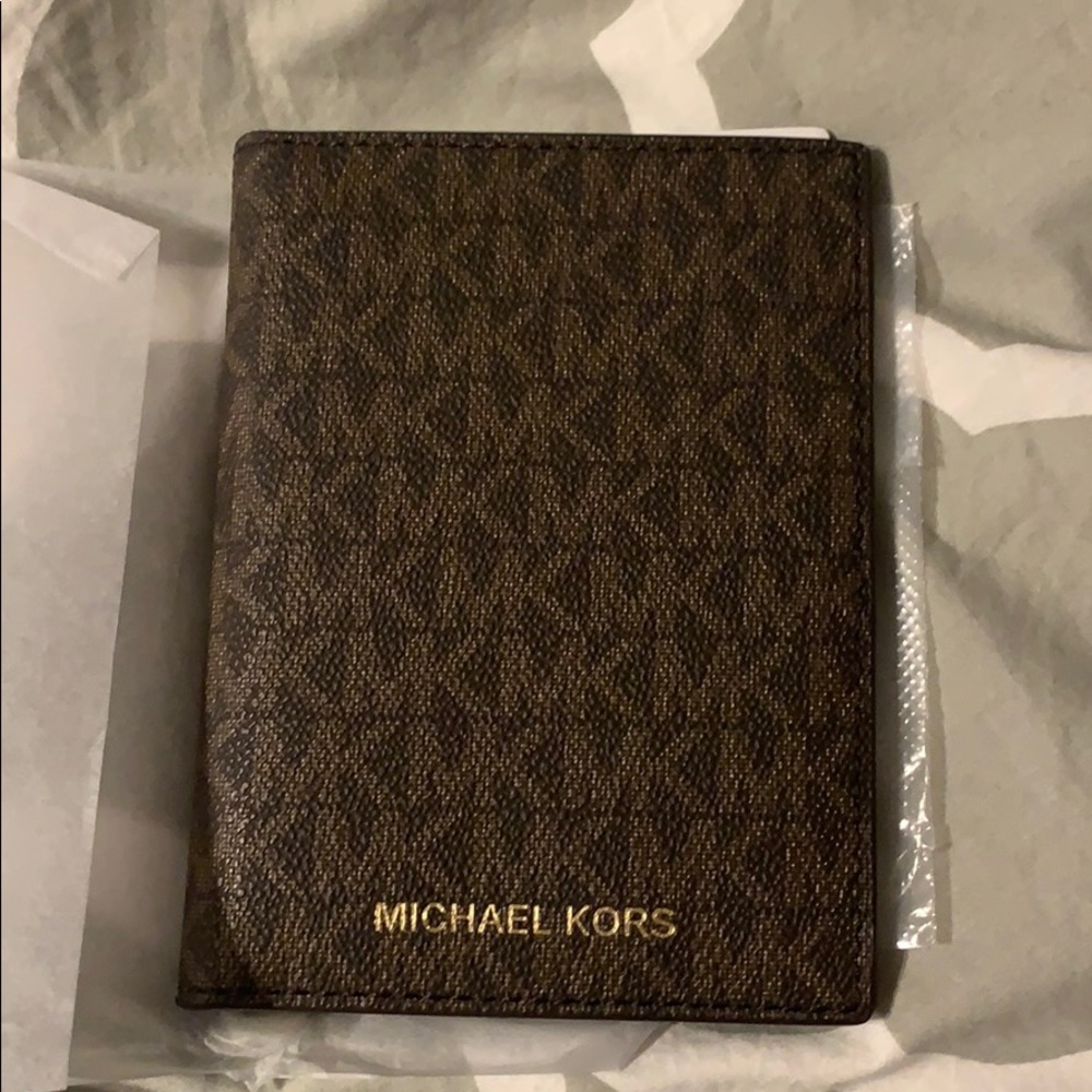 Michael Kors Passport Wallet